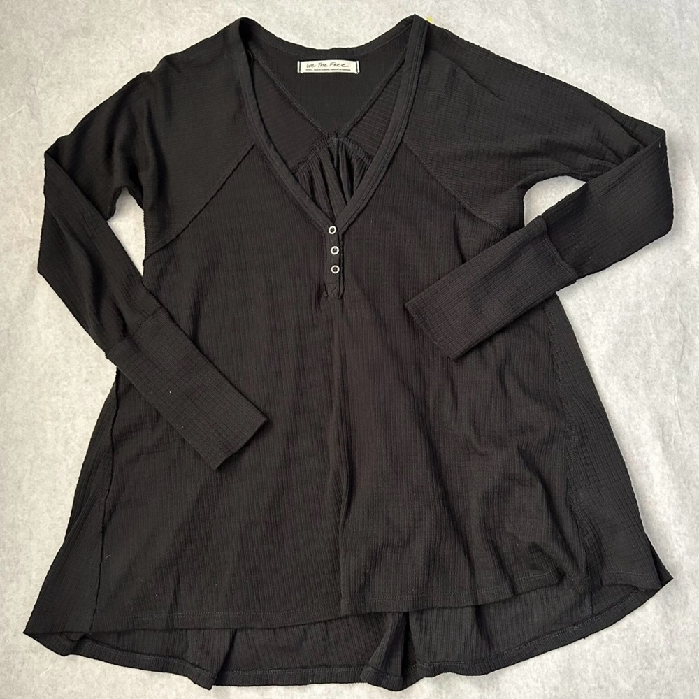 We The Free Womens S Black Waffle Knit Henley Long Sleeve V Neck Gathered back